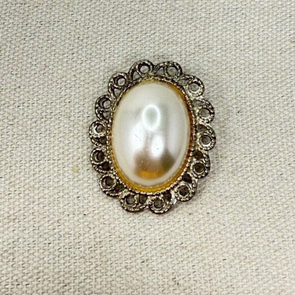 Vintage Filigree Brooch Classic Style‎ Imitation Pearl Gold Tone Retro